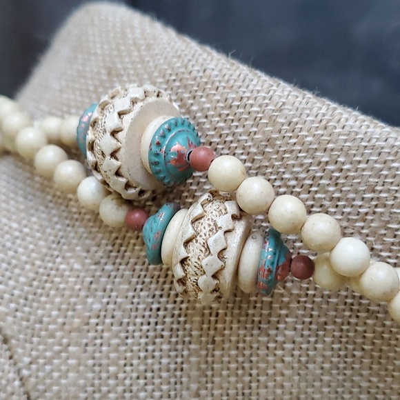 48 INCH BEAD NECKLACE no clasp - Picture 3 of 5